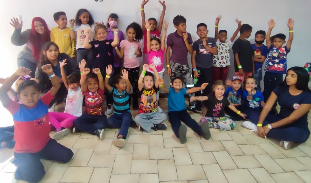 Afirmando valores Cristianos en 70 niños que siguieron los pasos de Moisés en la Escuela Bíblica Vacacional de la Iglesia Jesús la Esperanza “San Diego”