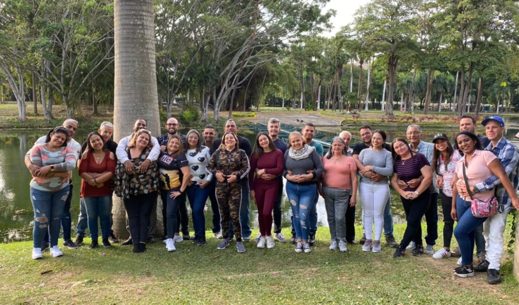 13 parejas del ministerio de Matrimonios en la Iglesia del Nazareno Jesús La Esperanza “San Diego” vivieron una tarde de boliche