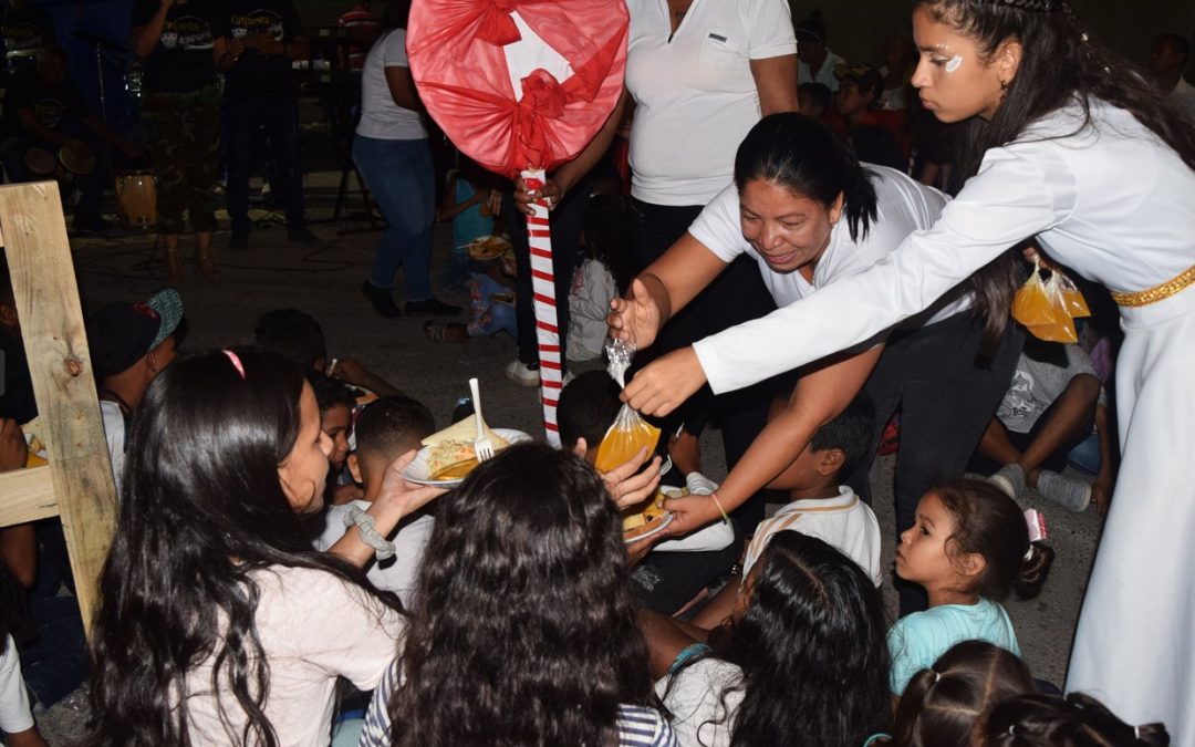 Iglesia Tierra de Gracia reparte 700 platos navideños en su actividad de fin de año (Coropo, Edo. Aragua)