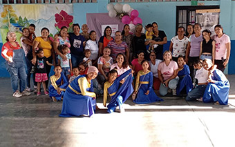 Iglesia del Nazareno Jehová Shalom Celebra la Fortaleza de la Mujer en un Emotivo Evento Comunitario