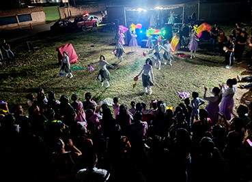 A una sola voz: Más de 300 voces resuenan en una histórica Noche de Adoración en Coropo.