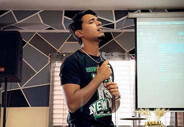 Resurrección y vida: Jornada de adoración en la IDN Peniel